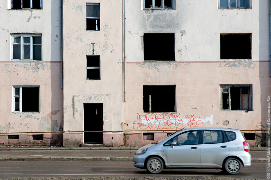 Судьба одного дома: заброшенное общежитие на Гвардейском проспекте