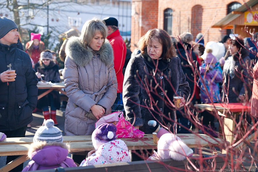 Дым, шум, колбаса: в Калининграде прошел День длинной колбасы