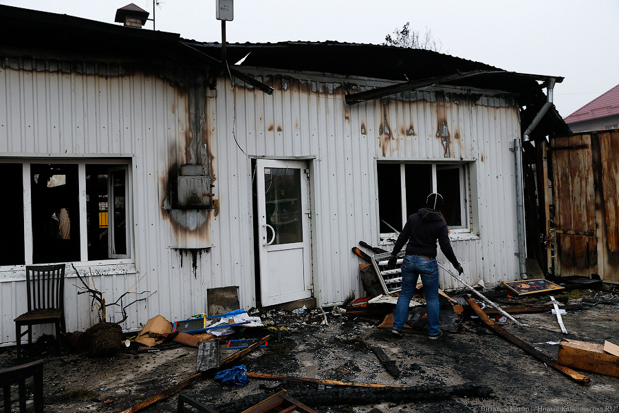 Ничего не ждем: пострадавшие о последствиях пожара на пр. Калинина (фото)