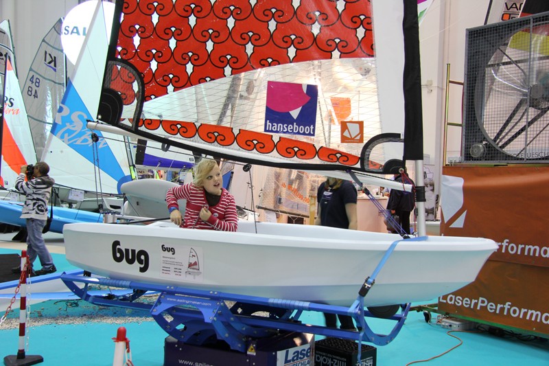 «Весь водный спорт под одной крышей»: репортаж с яхтенной выставки Hanseboot-2012