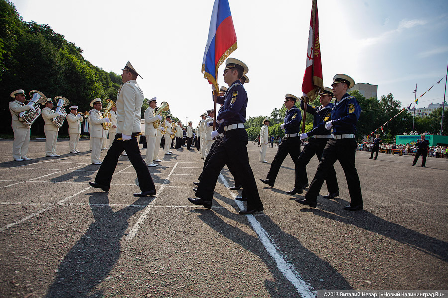 В кильватерном гордом строю: в БВМИ прошёл выпуск лейтенантов