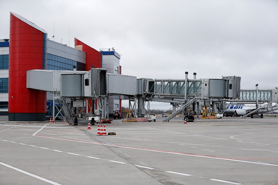 «Здравствуй, тезка»: в «Храброво» приземлился самолет «Калининград» (фото)