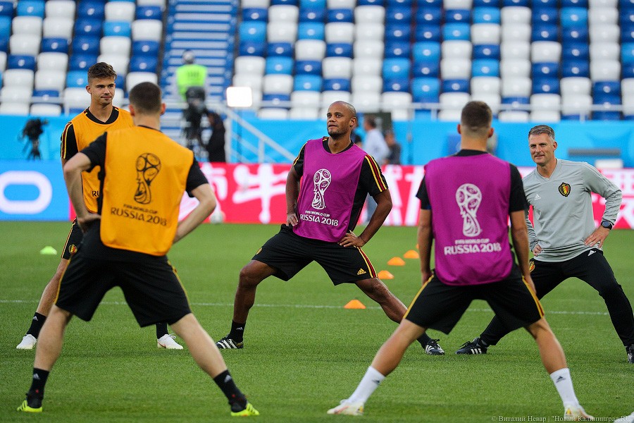 Кто из них не выйдет на поле?: предматчевая тренировка сборной Бельгии (фото)