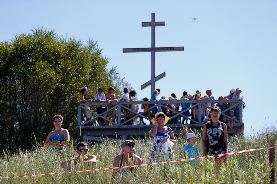 Мчатся самолёты ниже облаков: как прошёл День полётов на Куршской косе