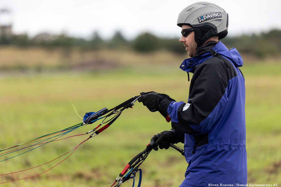 «Нас все очень стараются победить»: как прошел чемпионат области по парапланеризму