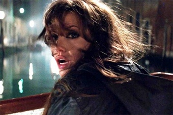 Лучшие друзья девушек - это хулиганы