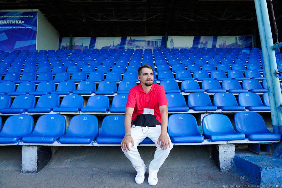 Футуролог Пётр и машина времени: «Фестивальная дирекция» представила спектакль-прогулку 