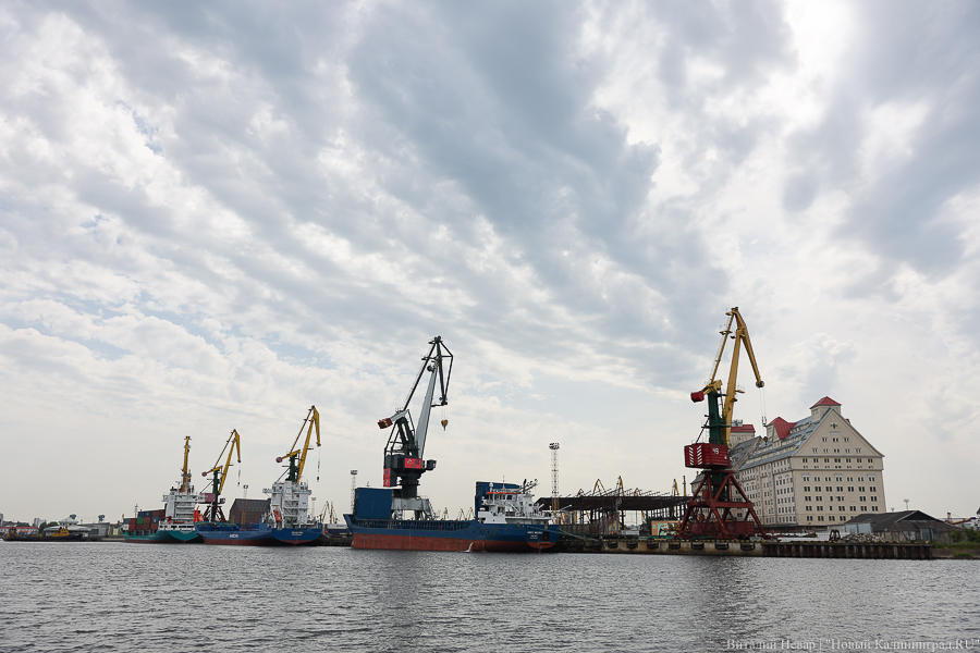 На морскую линию между Петербургом и Калининградом вышел ещё один сухогруз