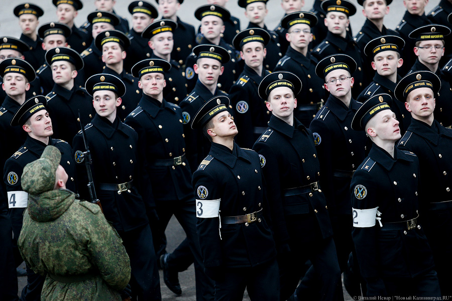 Марш, марш левой: в Калининграде прошла репетиция Парада Победы