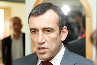 Депутаты пока не знают, как применять принятый ими закон о защите детей от «вредной» информации