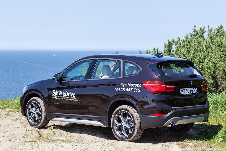 Время первых: тест-драйв компакт-кроссовера BMW X1