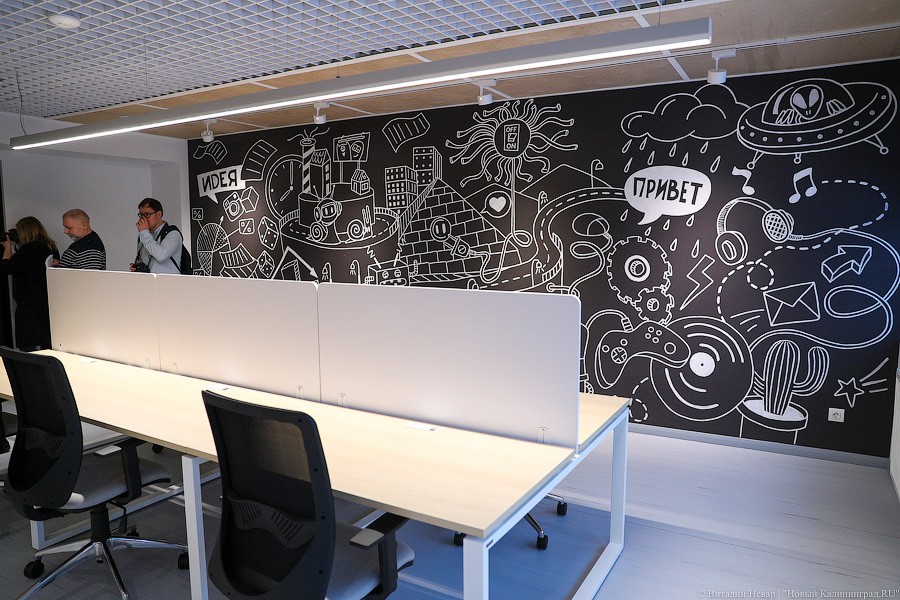 Зияющая пустота коворкингов: Алиханову показали помещения бизнес-инкубатора