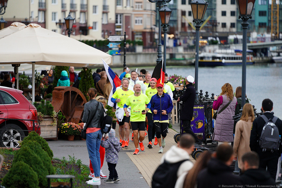 Бежим, чтобы помочь ходить: атлеты преодолели 717 км от Берлина ради детей с ДЦП