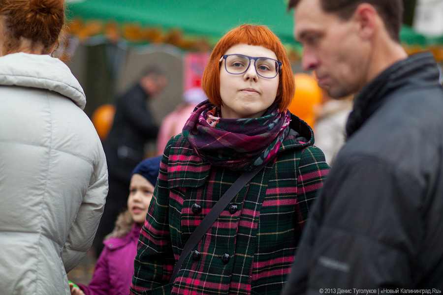 Свалка древностей: неподалеку от «Зари» развернулся блошиный рынок