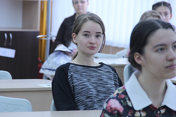 Анна Игнатенко. Фото пресс-службы правительства.