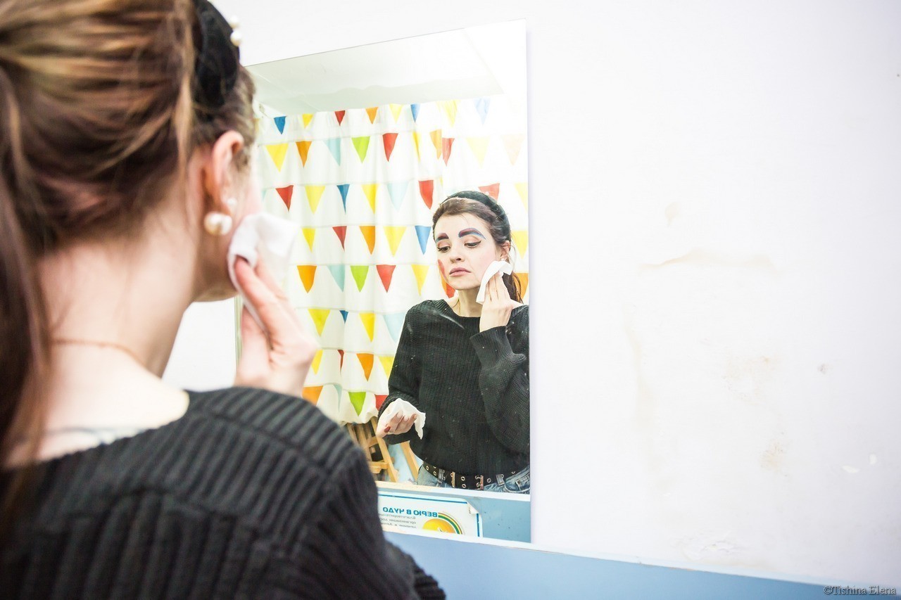 «Я не вижу болезни, я вижу детей»: зачем нужны клоуны в детской онкогематологии