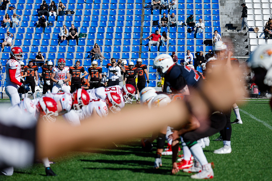 Пролёт «Ястребов»: как в Калининграде сыграли в американский футбол (фото)