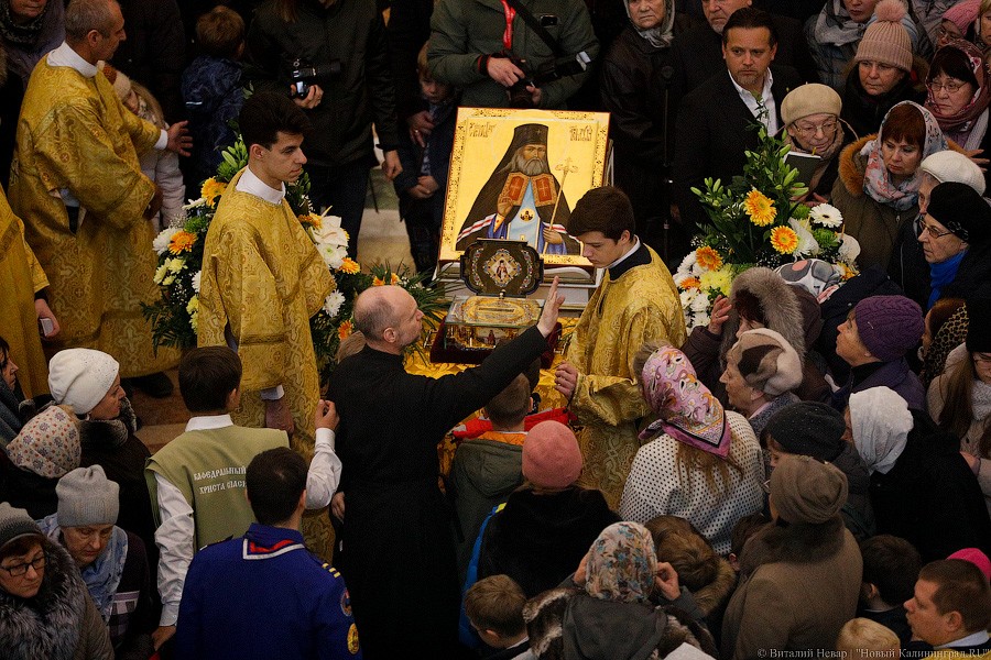 Патриарх и пробки: в Калининград прибыли глава РПЦ и мощи святителя Луки (фото)