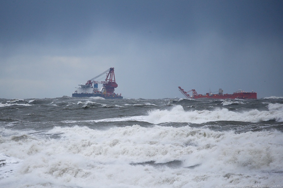 У моря погода: как Зеленоградское побережье переживает шторм