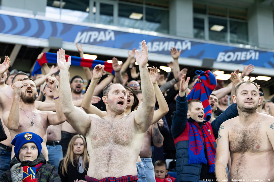 «Дерби двух столиц»: как футболистки ЦСКА обыграли «Зенит» на «Ростех Арене» (фото)