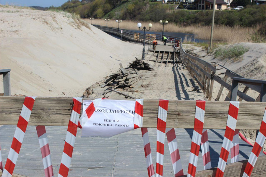 Срок завершения ремонта аварийного участка променада в Янтарном сдвинули