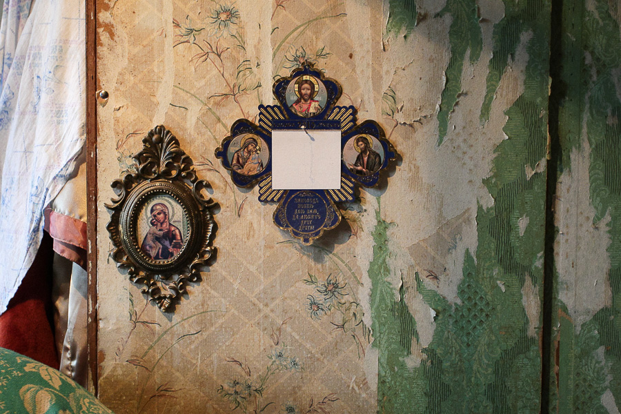 «Ладно, нас завалит, но детей?!»: власти Советска не спешат расселять аварийный дом