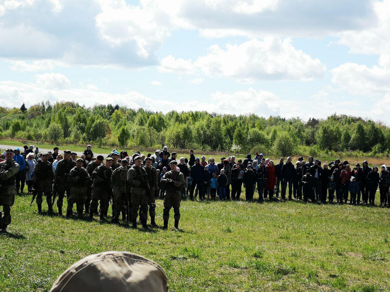 В гвардейском авиаклубе прошел фестиваль малой авиации (фото)