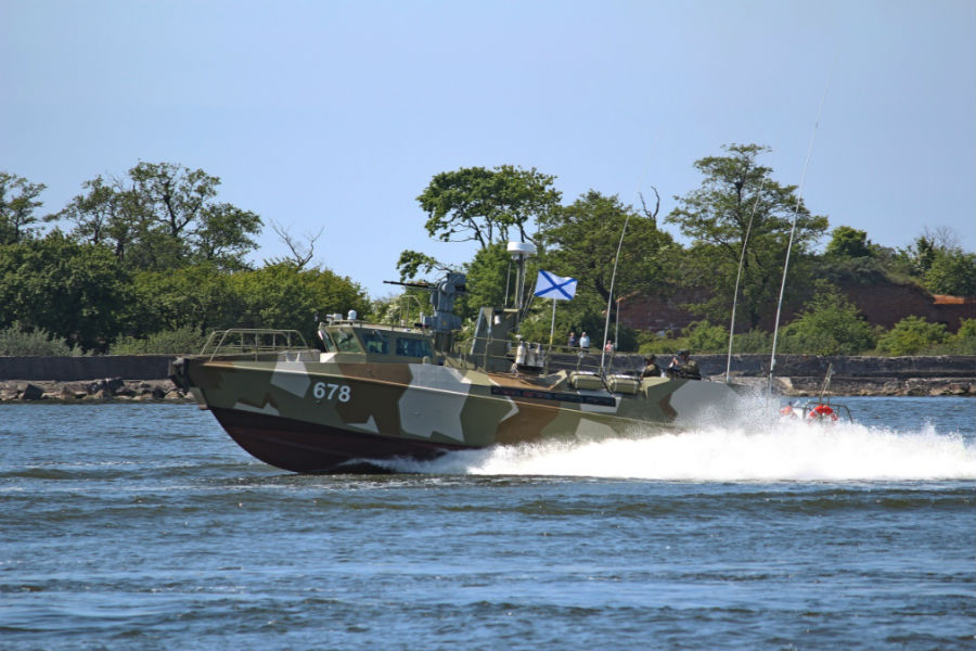 Балтийский флот получил новый патрульный катер «Раптор»
