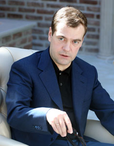 Медведев наблюдает за ходом учений "Запад-2009"