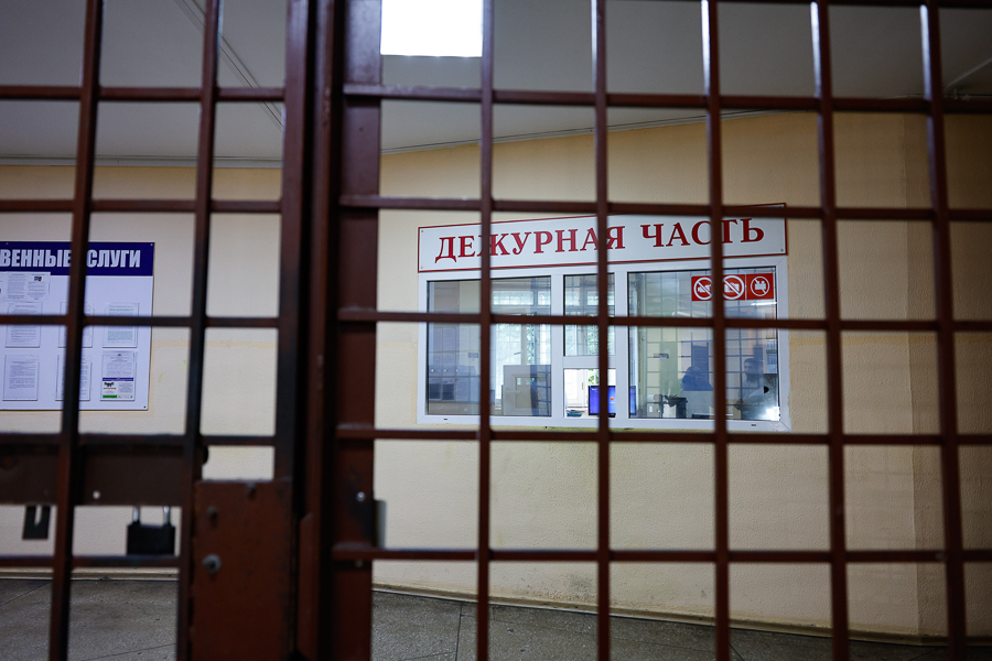 В Светлогорске судят пенсионера, который ударил бывшую жену чайником по лицу