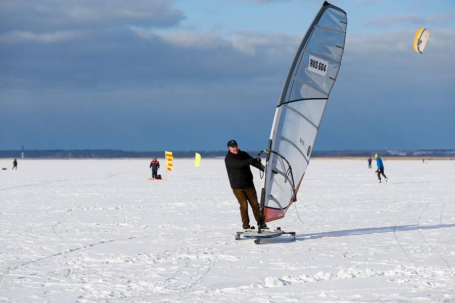В погоне за ветром: как прошел зимний чемпионат по парусным видам спорта