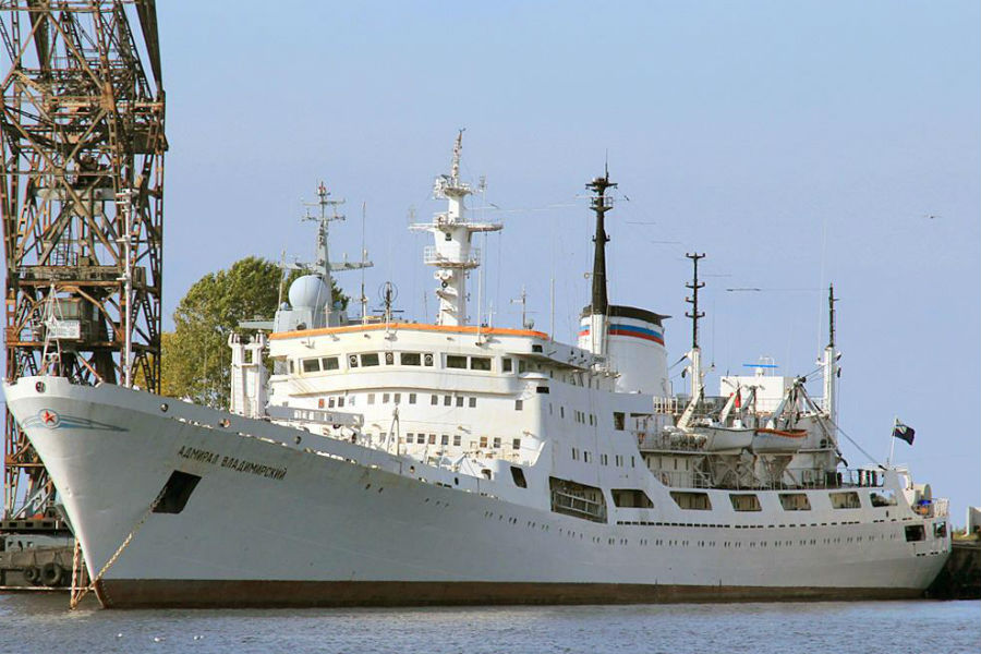 Судно Балтфлота «Адмирал Владимирский» завершило деловой заход в порт Джибути