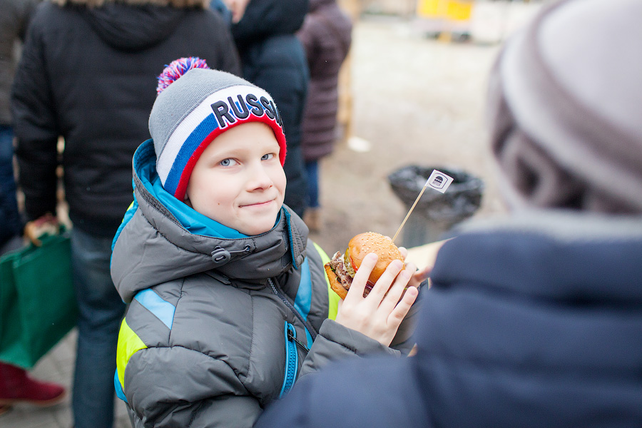 «Привет, а что ты ешь?»: как прошла Рождественская ярмарка 