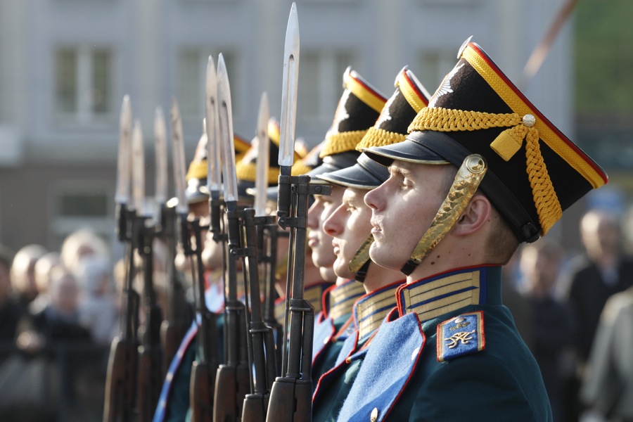 "По главной улице с оркестром": фоторепортаж "Нового Калининграда.Ru"