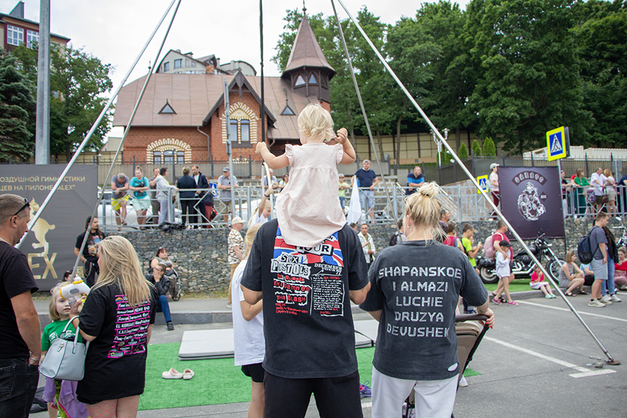 Калининградский рок жив: как в Пионерском прошёл благотворительный фестиваль (фото) (видео)