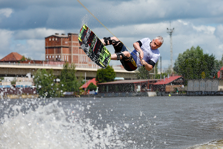 Фронтролл на Преголе: в Калининграде проходит первенство России по вейкбордингу (фото)