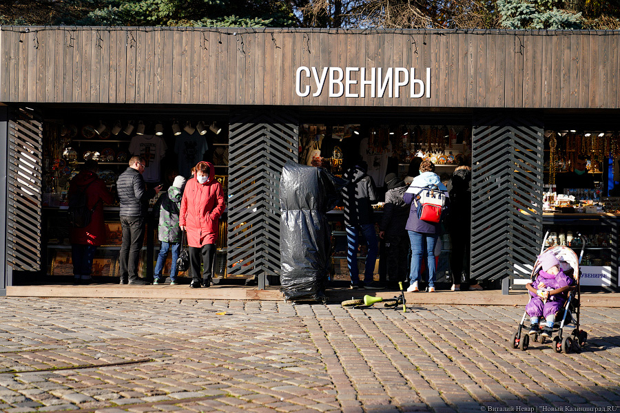 Локдаун по-калининградски: город и его жители в объявленные властями нерабочие дни (фото)