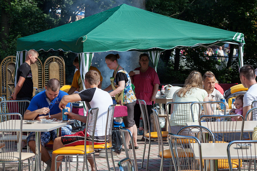 «Праздный праздник»: чем удивил в День города калининградский общепит