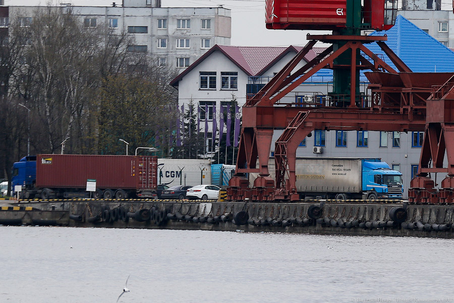 Чиновник разрешил стоянку лодок на Преголе, ФСБ поймала его на взятке