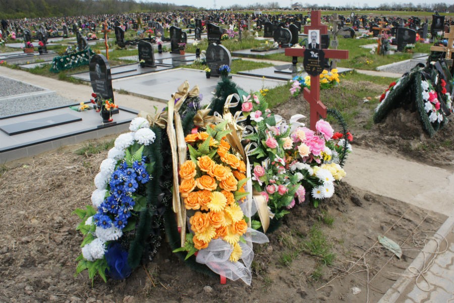 Гурьевское МУП оштрафовано на 400 тыс руб. за организацию Цветковского кладбища