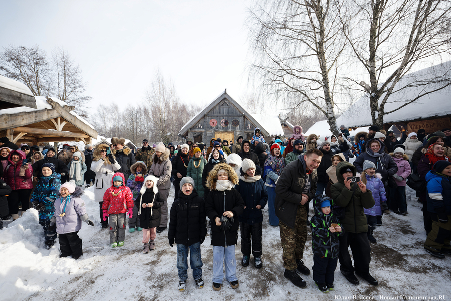Блины, пляски и «самое большое» чучело: как отпраздновали Масленицу в «Каупе» (фото)