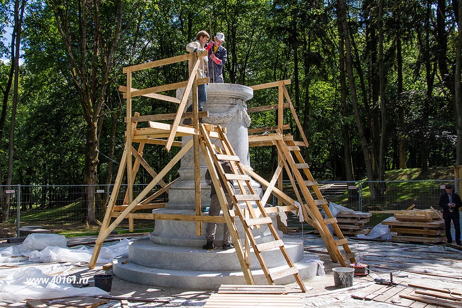В Советске установили 3-метровую мраморную скульптуру королевы Луизы (фото) 