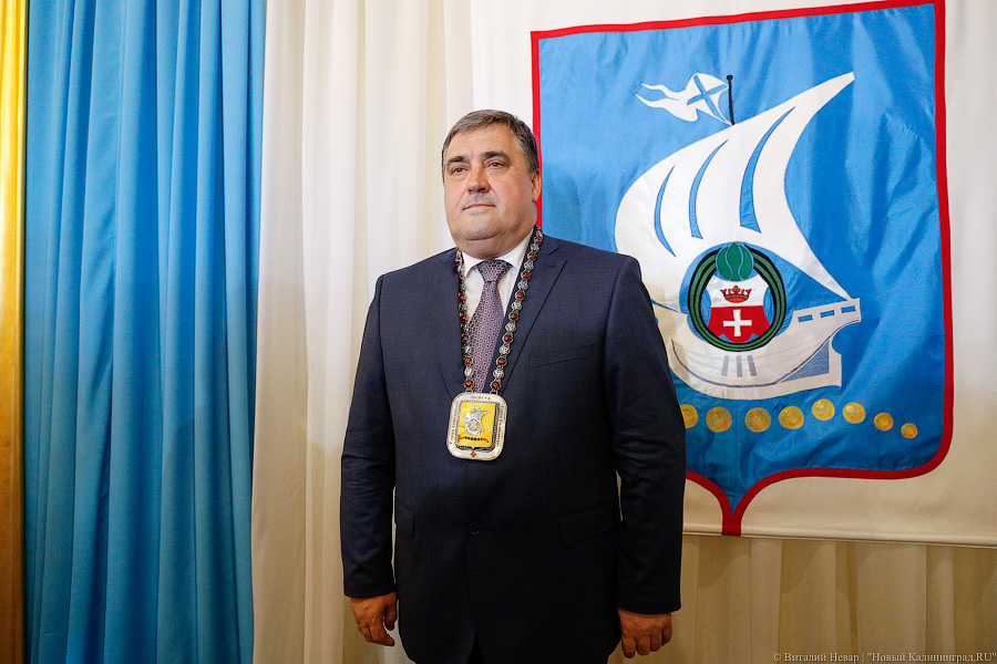 Источники: горсовет в пятницу намерен рассмотреть вопрос об отставке Алексея Силанова