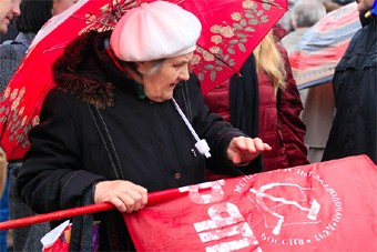 КПРФ требует отменить результаты выборов в округе, где побеждает их кандидат