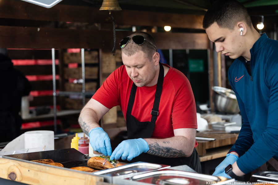 И рыба, и мясо: в Зеленоградске открылся гастрономический «Фиштиваль» (фото)