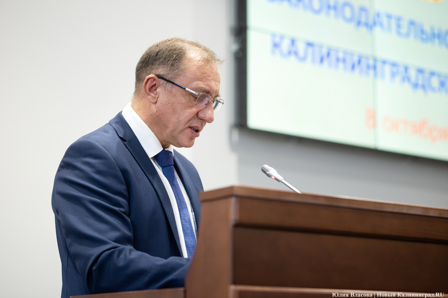Новые старые лица: как прошло первое заседание Заксобрания восьмого созыва (фото)