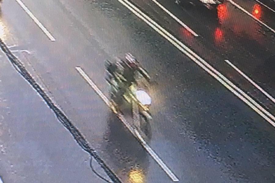 Сбитый мотоциклистом мальчик бежал по пешеходному переходу (видео)