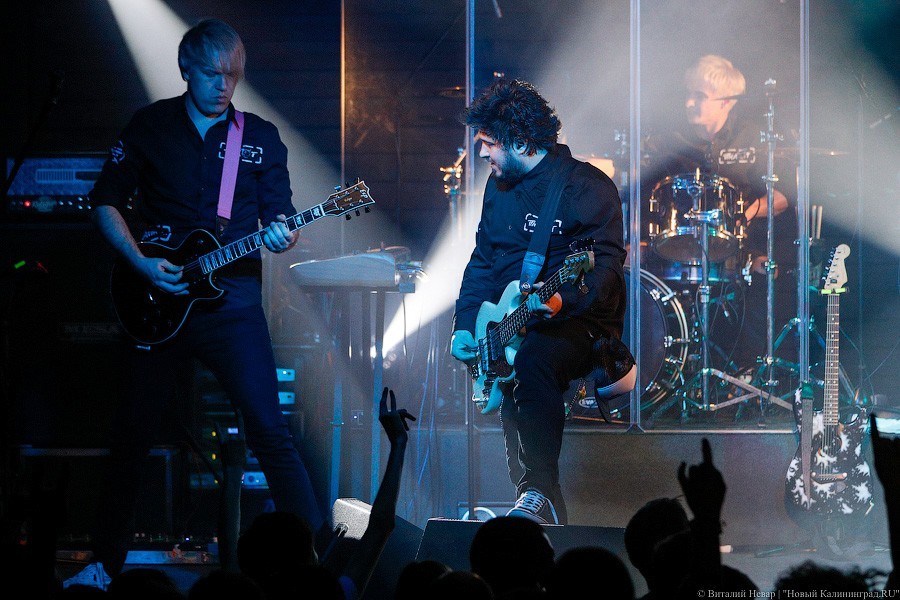 Ни траурный марш забывших дорогу домой: как «Пилот» привёз в Калининград рок