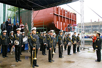 На заводе «Янтарь» заложили научно-исследовательское судно «Селигер»