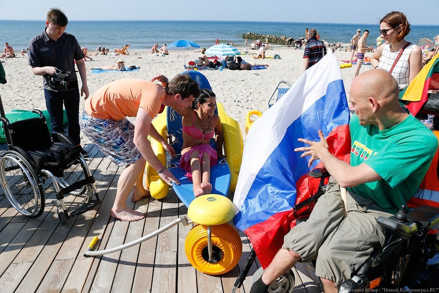 Зона доступа: в Зеленоградске открылся пляж для инвалидов (фото)